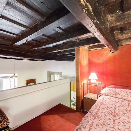 120 m² dengan 2 bilik tidur dan 1 bilik mandi peribadi di Navona Rome Luaran gambar