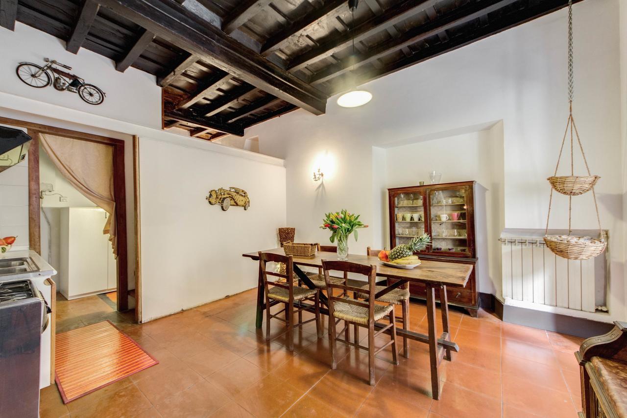 120 m² dengan 2 bilik tidur dan 1 bilik mandi peribadi di Navona Rome Luaran gambar